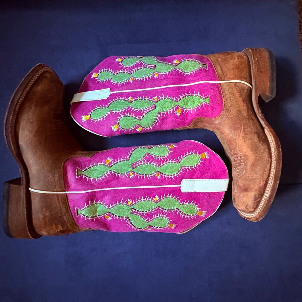 Women's Macie Bean Pickled Pink Square Toe Boots DISCONTINUED STYLE Women’s 10